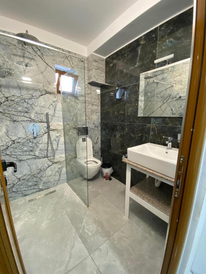 Dosti Apartment Ksamil Exteriör bild