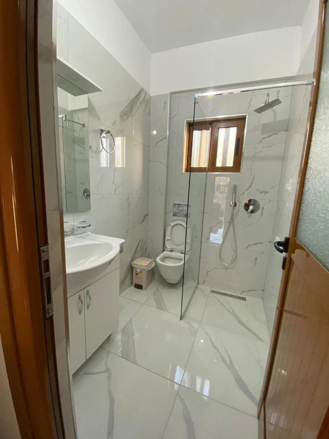 Dosti Apartment Ksamil Exteriör bild